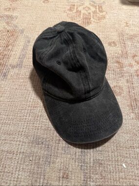 Distressed grey baseball hat (new!)